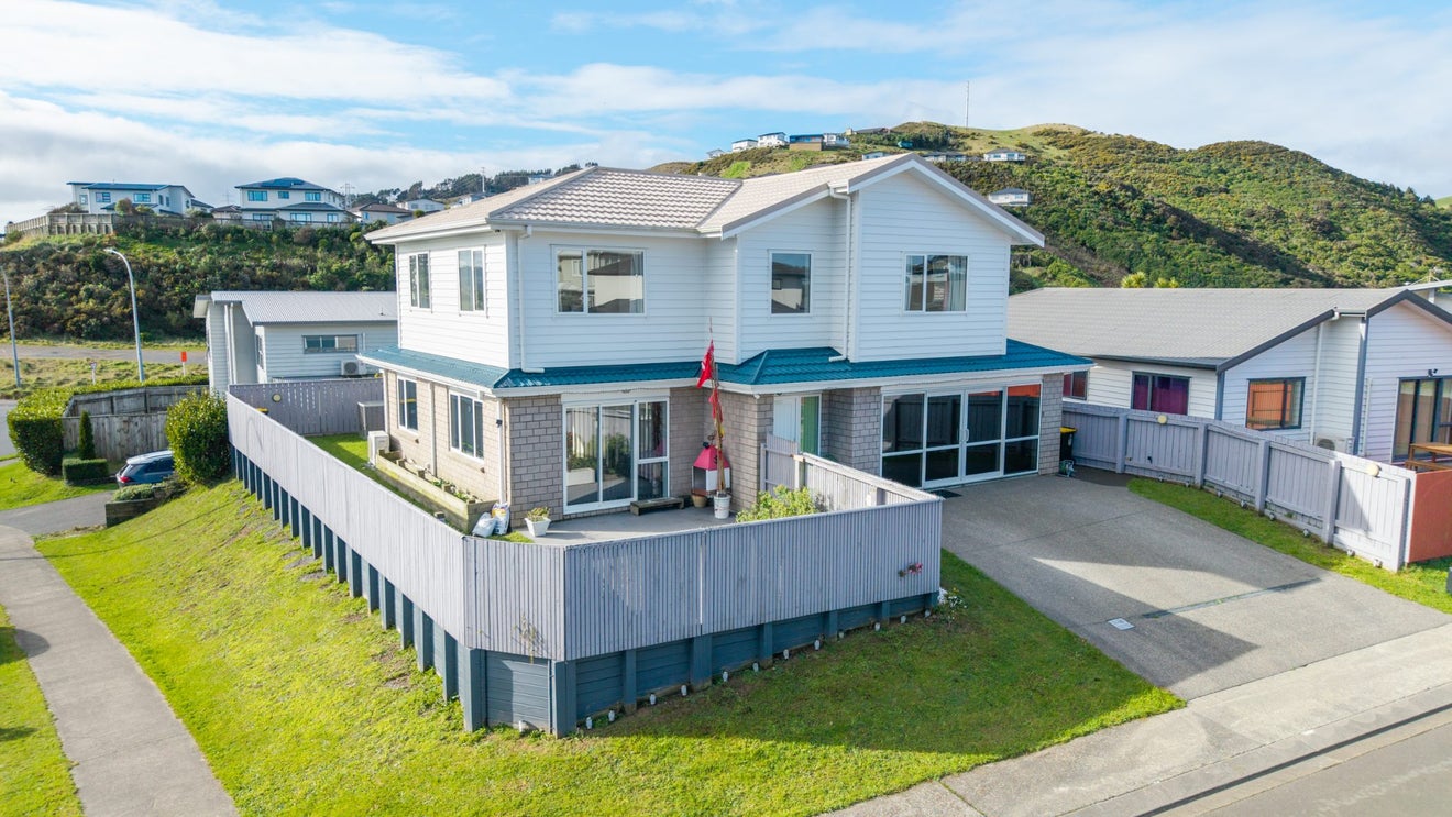 1 Saint Lucia Place, Grenada Village, Wellington - Carousel 1