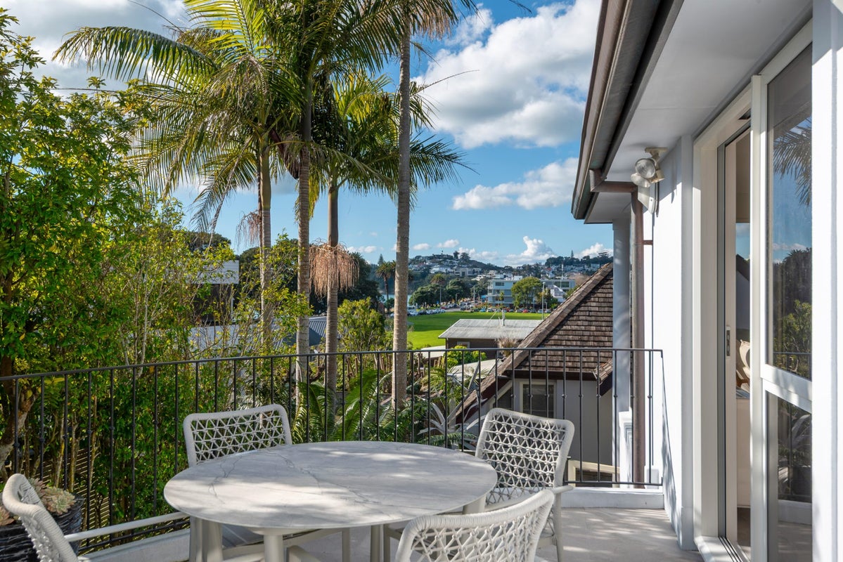 12 Auckland Road, Saint Heliers, Auckland City, Auckland - Carousel 2