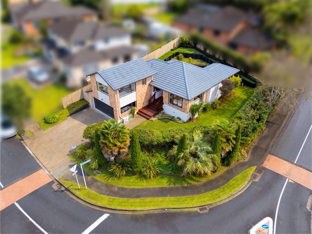 61 San Marino Drive West, Henderson, Auckland - Carousel 1