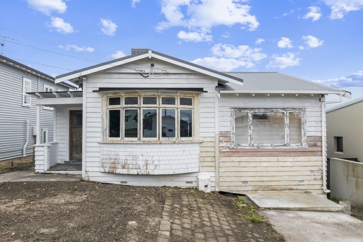 34 Warwick Avenue, Westmere, Auckland - Carousel 1