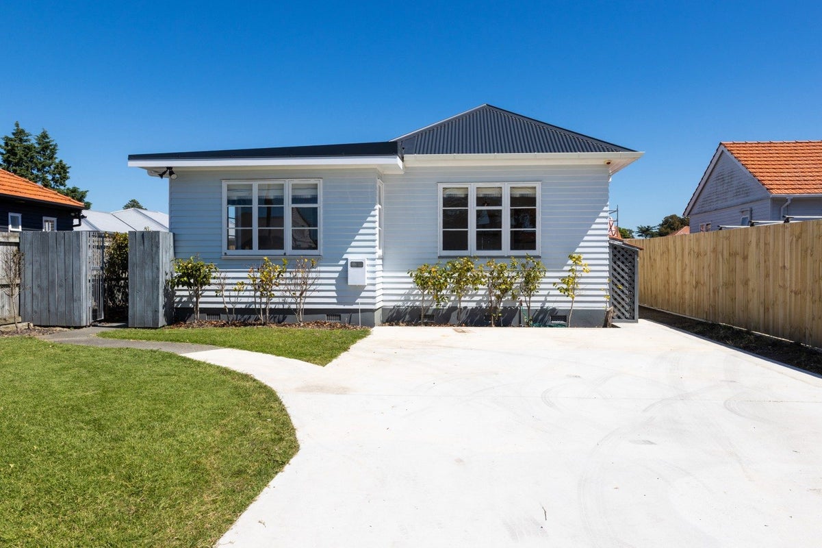 35 Nuffield Avenue, Marewa, Napier - Carousel 1