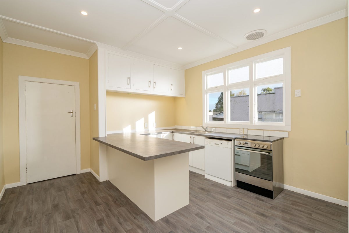 15 Mary Street, Winton, Winton - Carousel 2