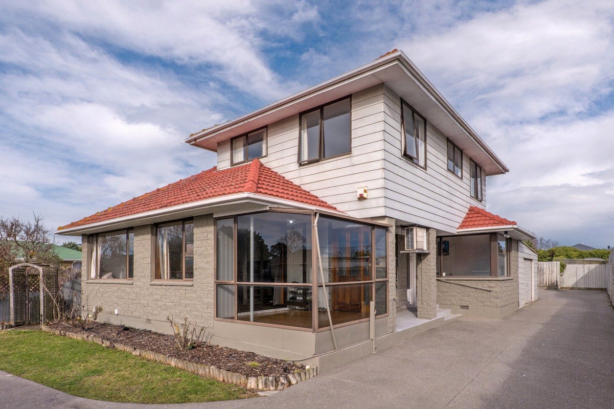 21 Walcot Street, Bromley, Christchurch - Carousel 1