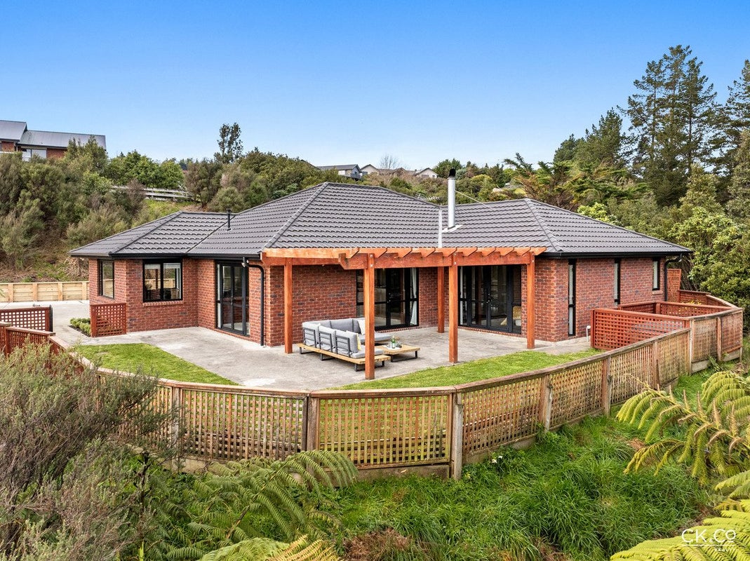 3 Streets Way, Timberlea, Upper Hutt - Carousel 2