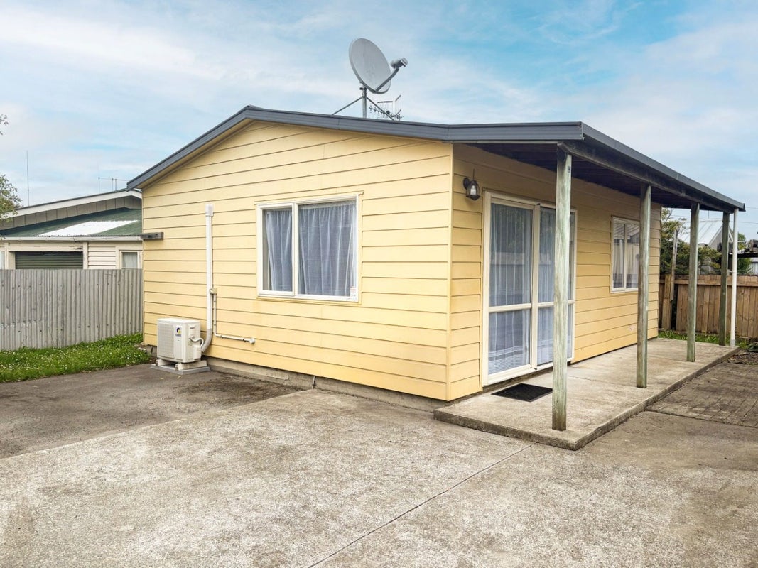 56 Haydon Street, Roslyn, Palmerston North - Carousel 1
