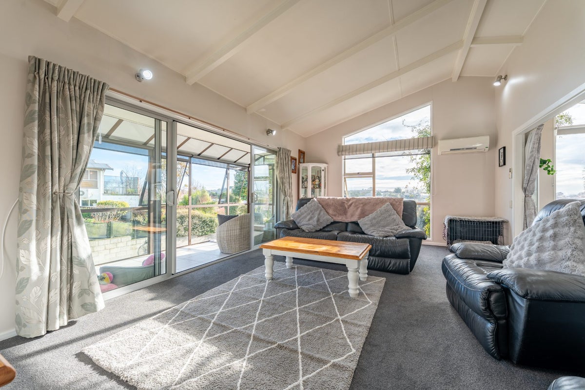 12 Benmore Street, Glenwood, Timaru - Carousel 2