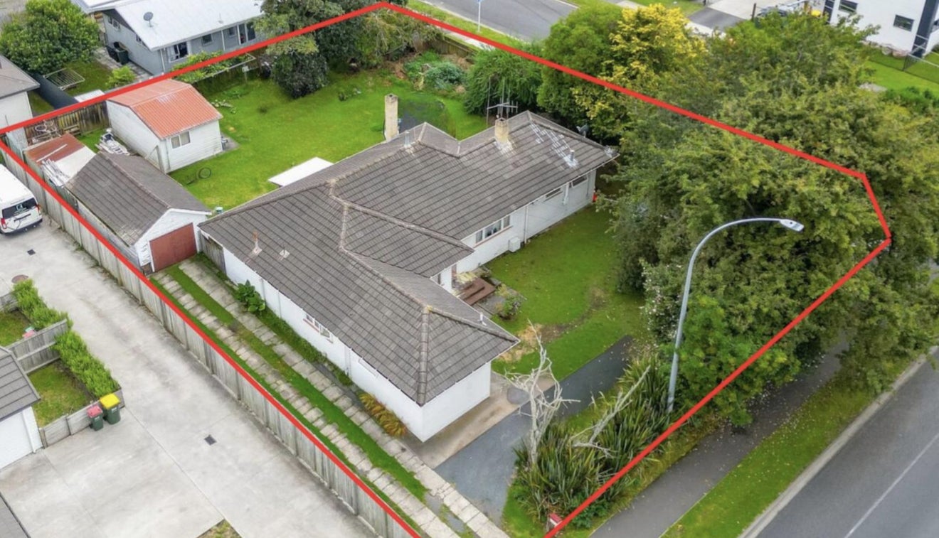 79 Fifth Avenue, Enderley, Hamilton, Waikato - Carousel 1
