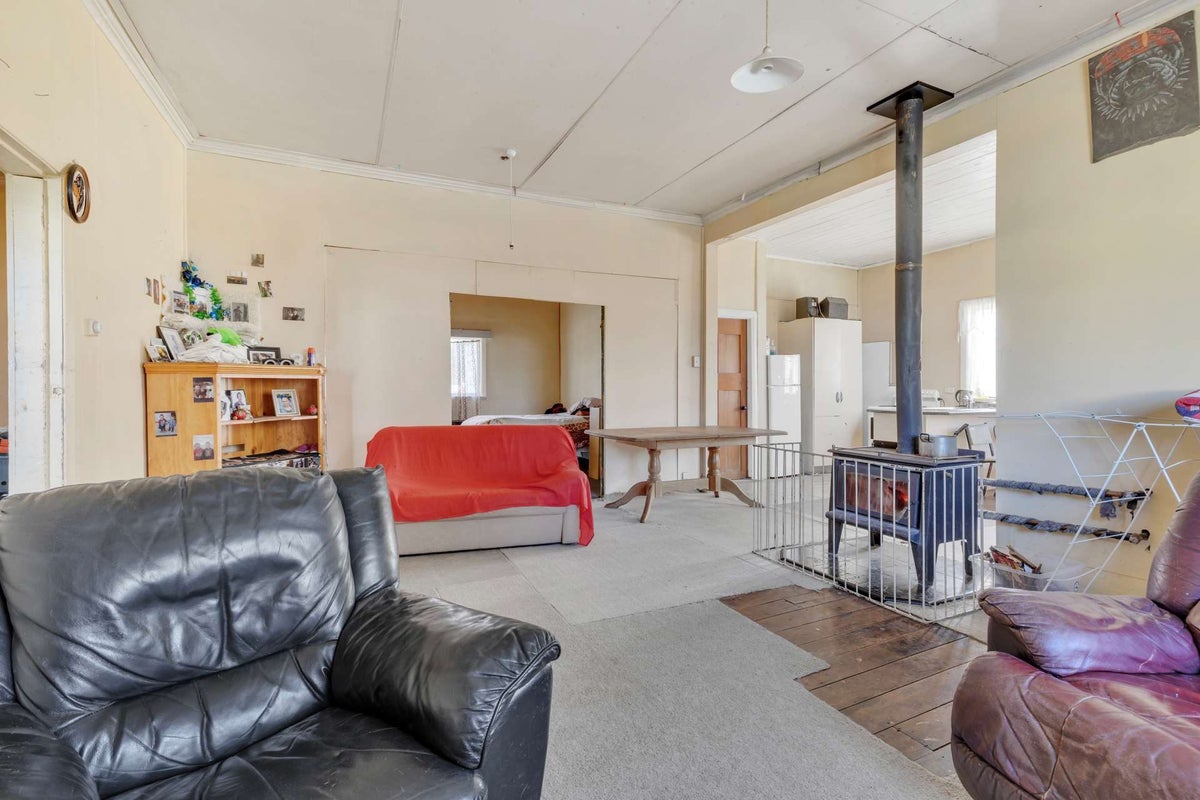 289 High Street, Dannevirke, Dannevirke - Carousel 2