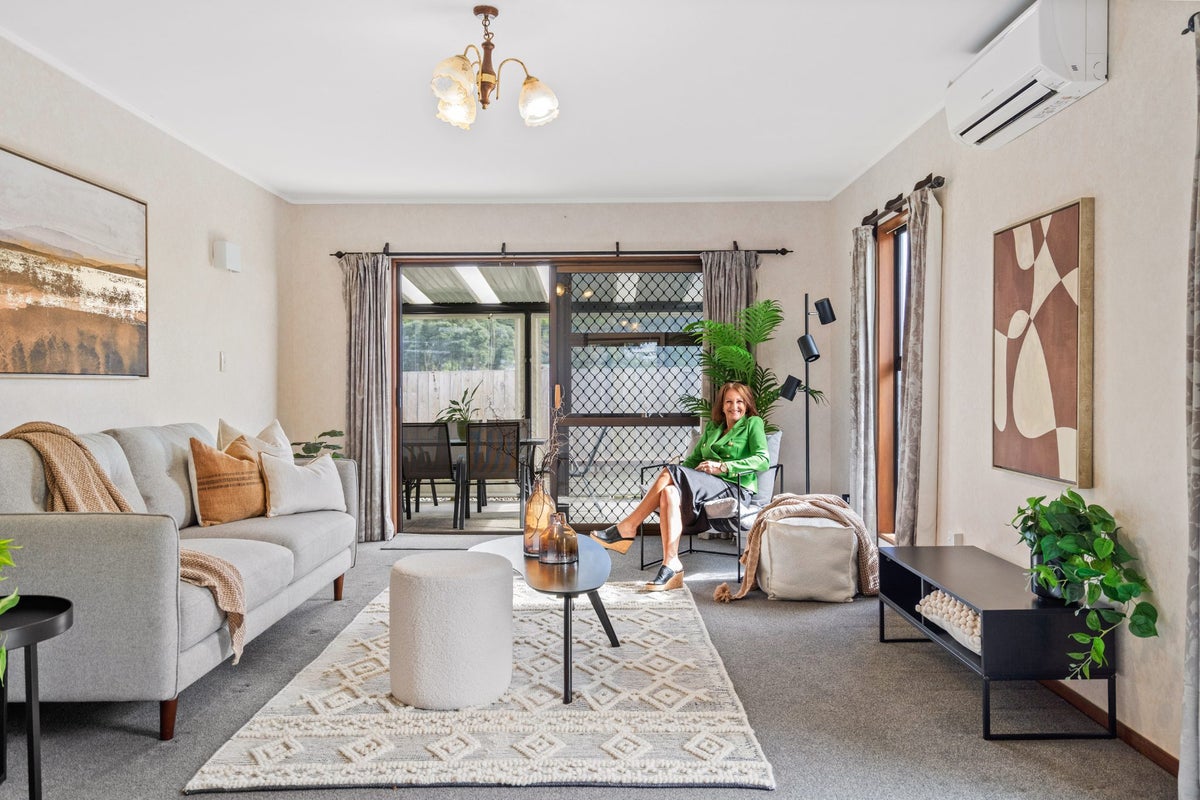 1/7 Crawford Crescent, Kamo, Whangarei - Carousel 2