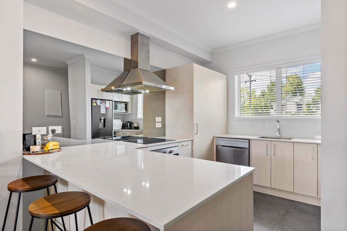 105A Taniwha Street, Wai o Taiki Bay, Auckland - Carousel 2