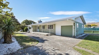150 Weld Street, Redwoodtown, Blenheim - Carousel 1