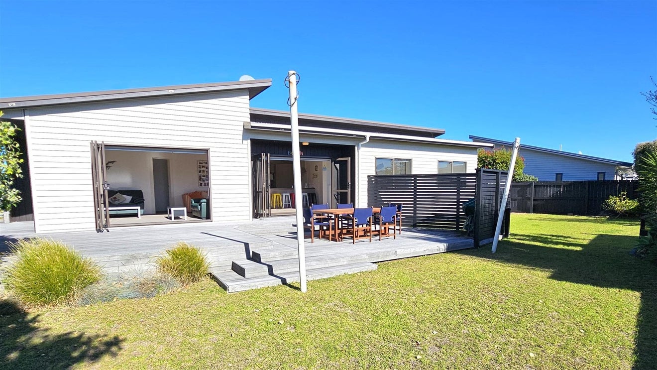 125 Kelly Jade Avenue, Matarangi, Whitianga - Carousel 2