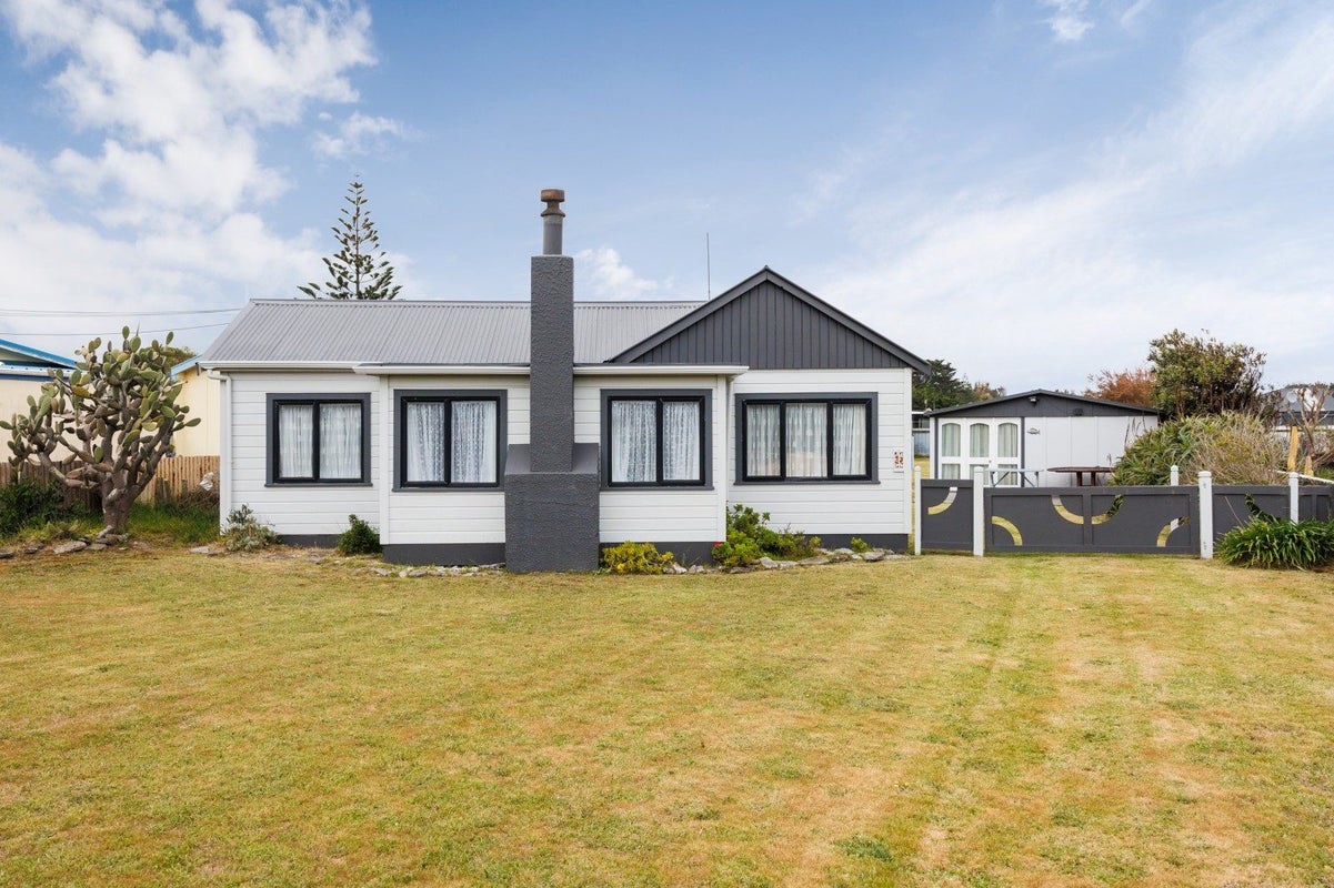31 Koputara Road, Himatangi Beach, Himatangi Beach - Carousel 1