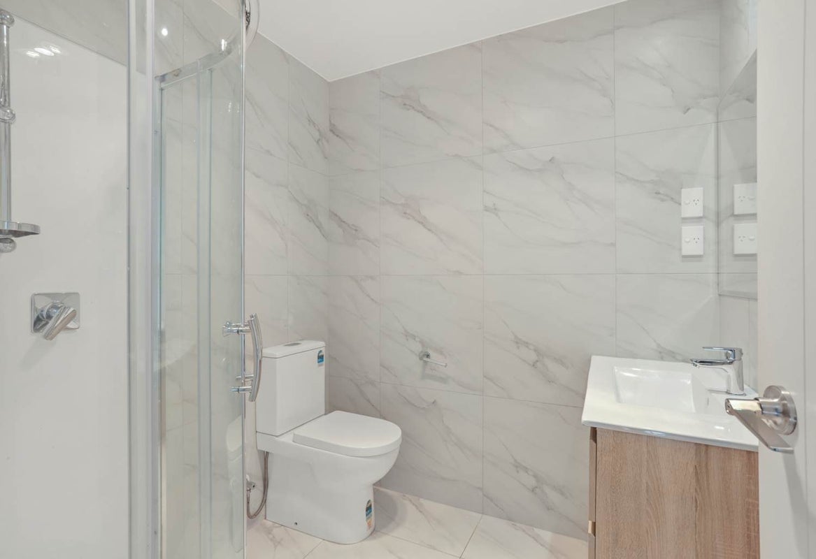 5/60 Kelman Road, Kelston, Auckland - Carousel 11