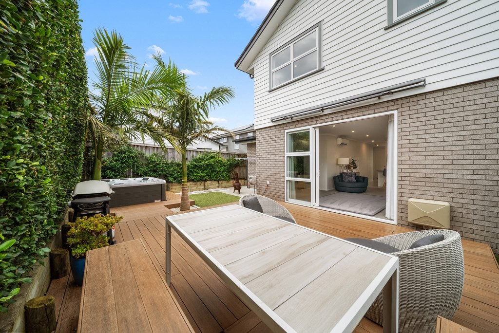 68 Fort Lincoln Loop, Karaka, Papakura - Carousel 2