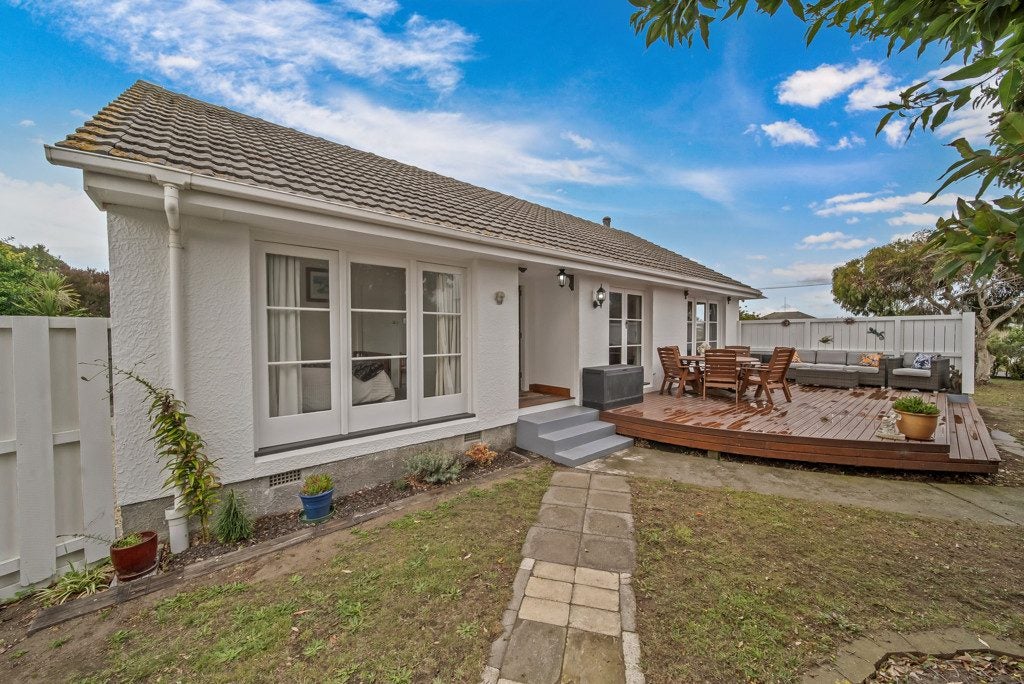 17 Sturdee Street, South New Brighton, Christchurch - Carousel 17