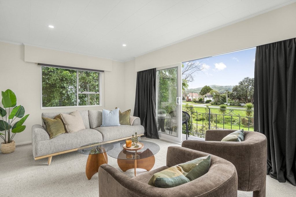 21 Cleary Street, Waterloo, Lower Hutt - Carousel 2