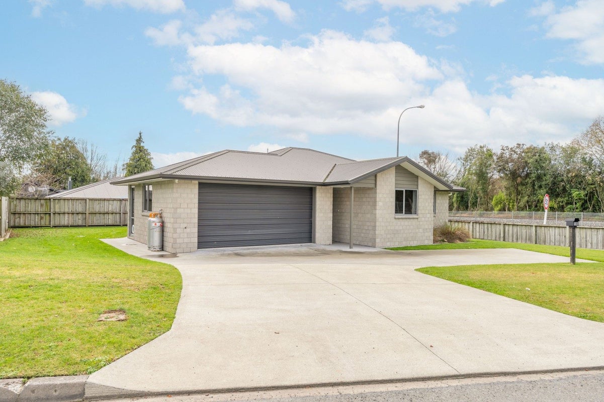 1B Jellicoe Road, Matamata, Matamata - Carousel 1