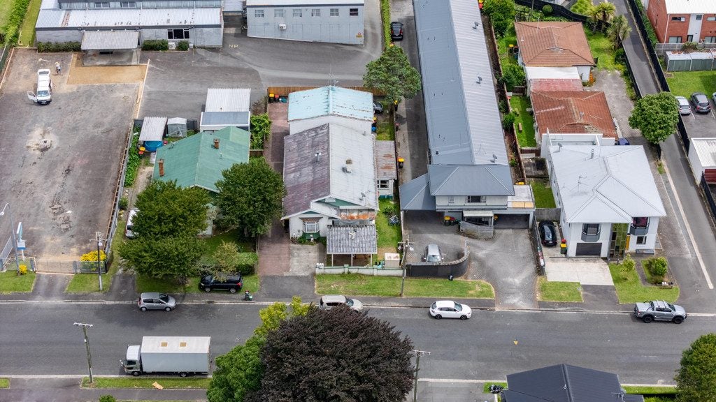 20 Abbotsford Street, Whitiora, Hamilton - Carousel 2