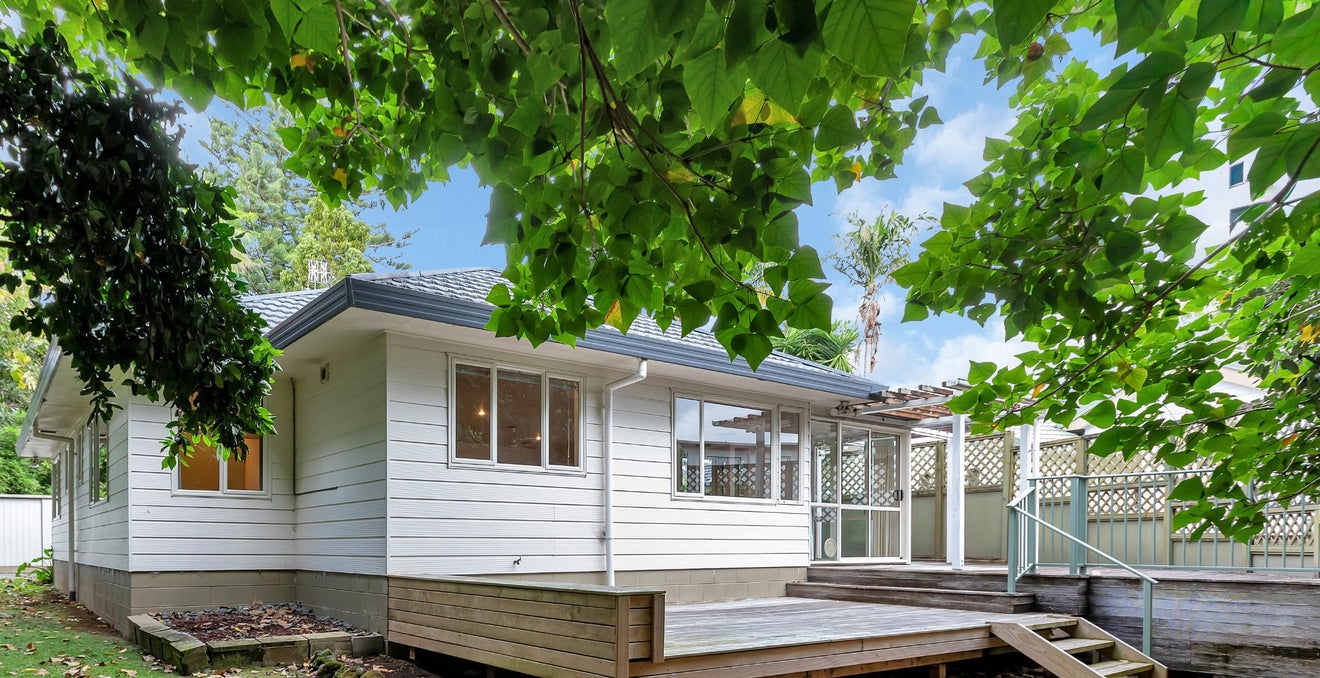 17D Bernard Street, Avenues, Whangarei - Carousel 2