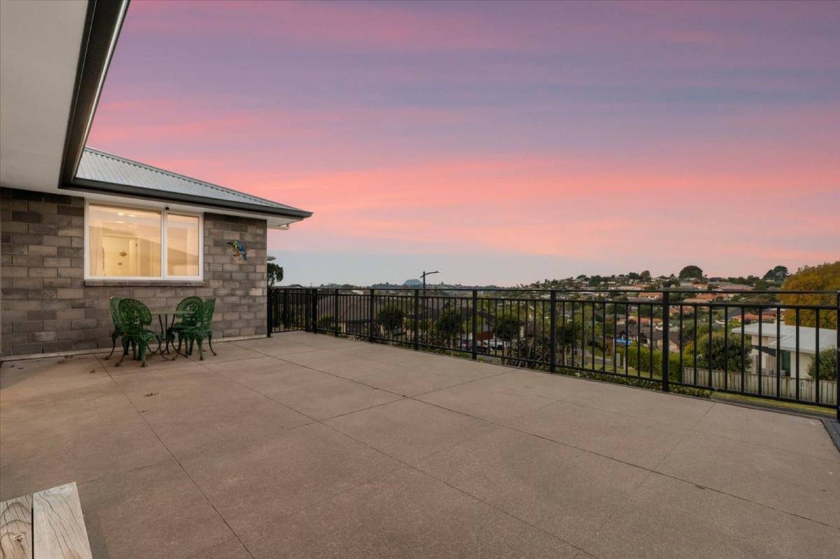 31 Valley View Way, Bethlehem, Tauranga - Carousel 2