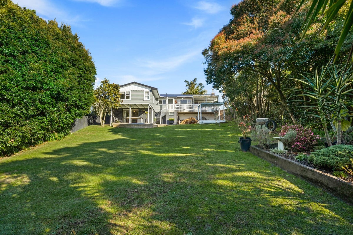 199 Waimumu Road, Massey, Auckland - Carousel 1