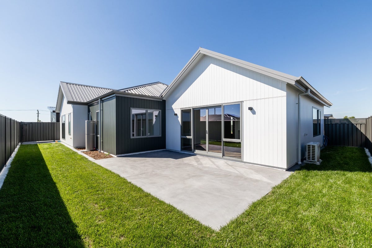 10 Wai Orotu Street, Meeanee, Napier - Carousel 1