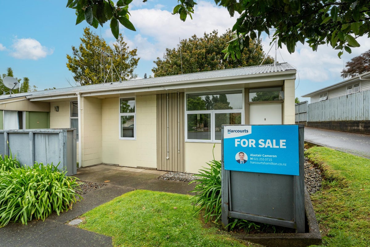 1/20 Riverlea Road, Riverlea, Hamilton - Carousel 1
