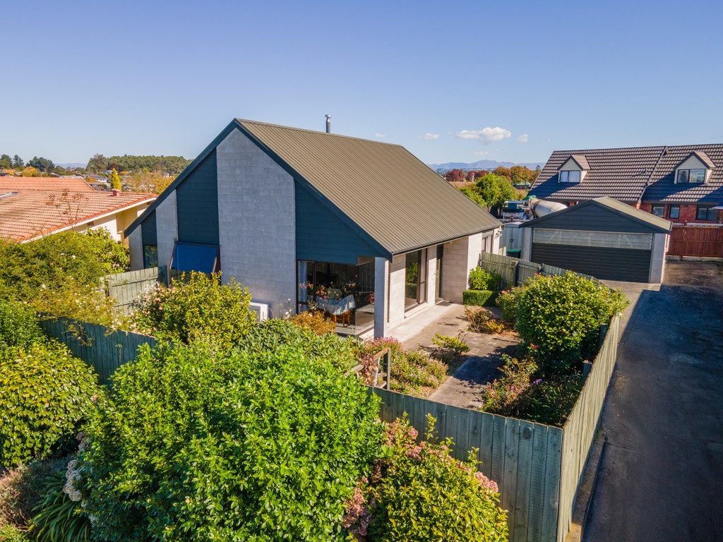6 Orielton Place, Gleniti, Timaru - Carousel 1