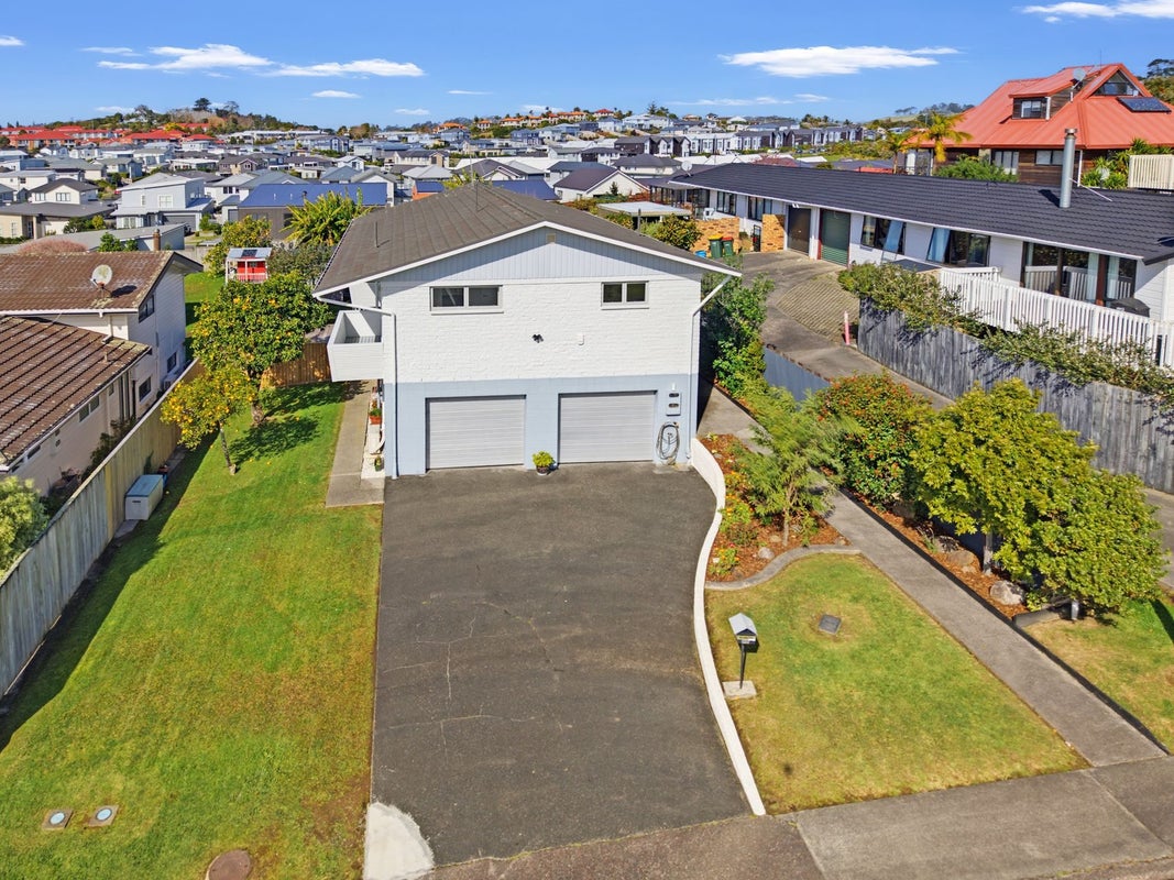 35 Albatross Road, Red Beach, Whangaparaoa - Carousel 1
