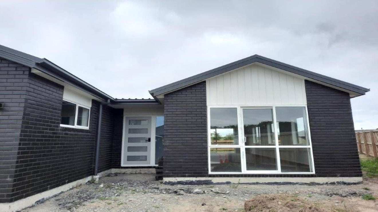 23 Jury Lane, Woodend, Woodend - Carousel 1