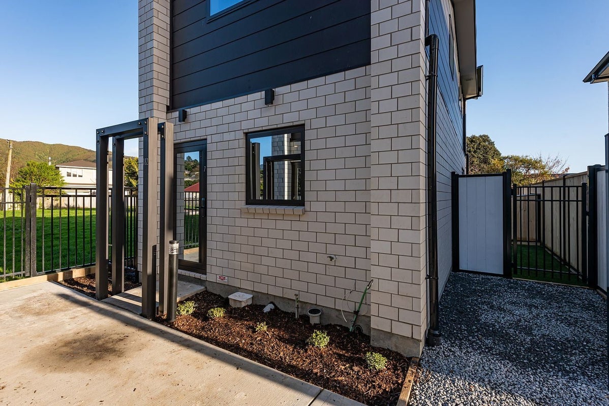 7/182 Cambridge Terrace, Fairfield, Lower Hutt - Carousel 13