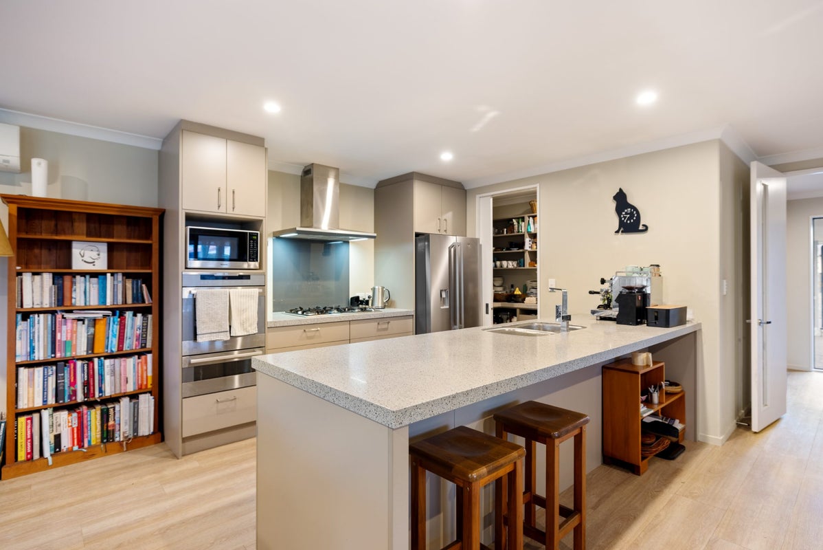5 Nautilus Place, Spencerville, Christchurch - Carousel 2
