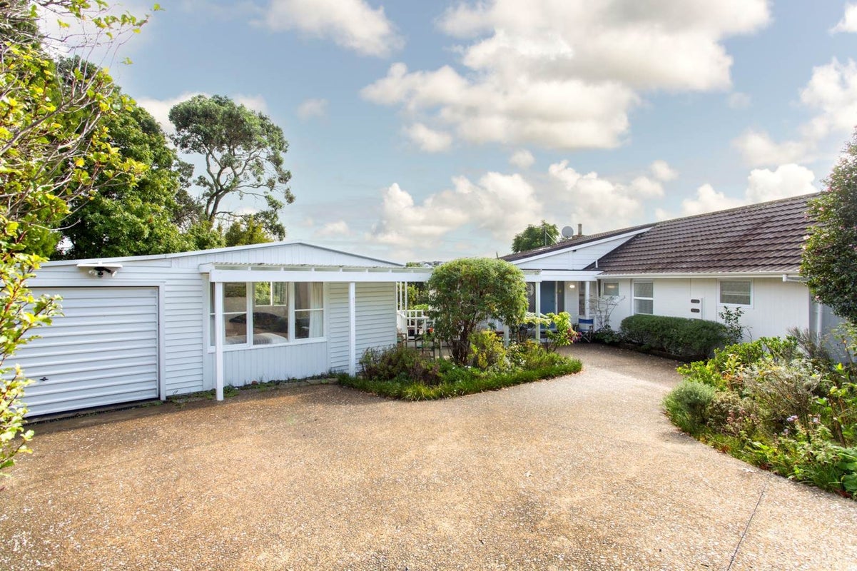 1/2 Watea Road, Torbay, Auckland - Carousel 2