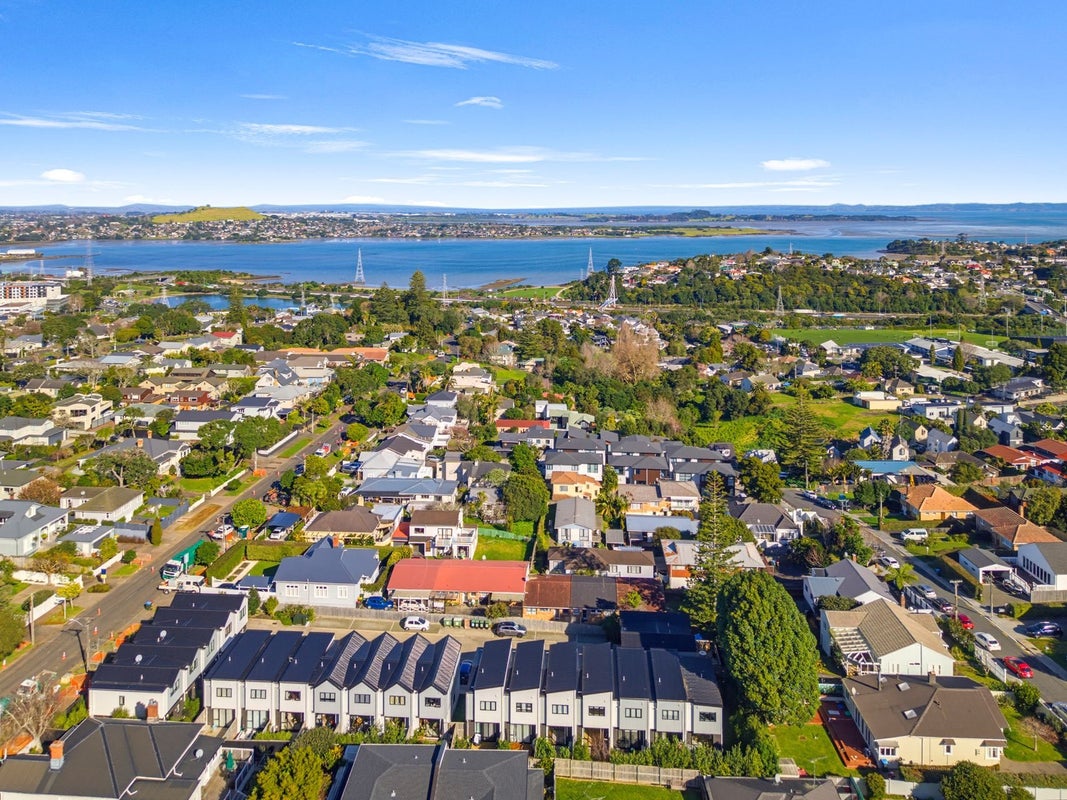 4/54 Symonds Street, Onehunga, Auckland - Carousel 15