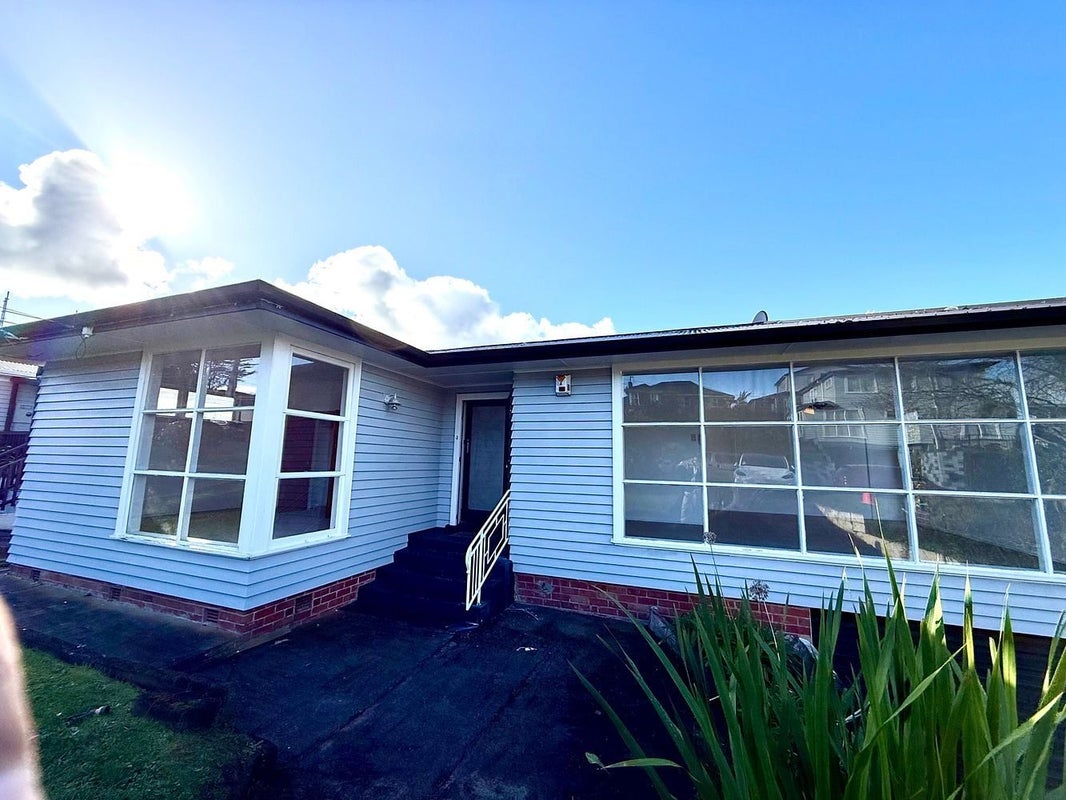 21 Littlejohn Street, Hillsborough, Auckland - Carousel 2