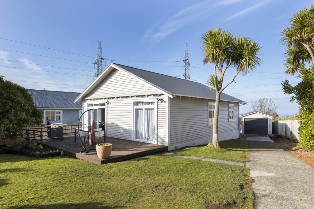58 Wakari Road, Halfway Bush, Dunedin - Carousel 1