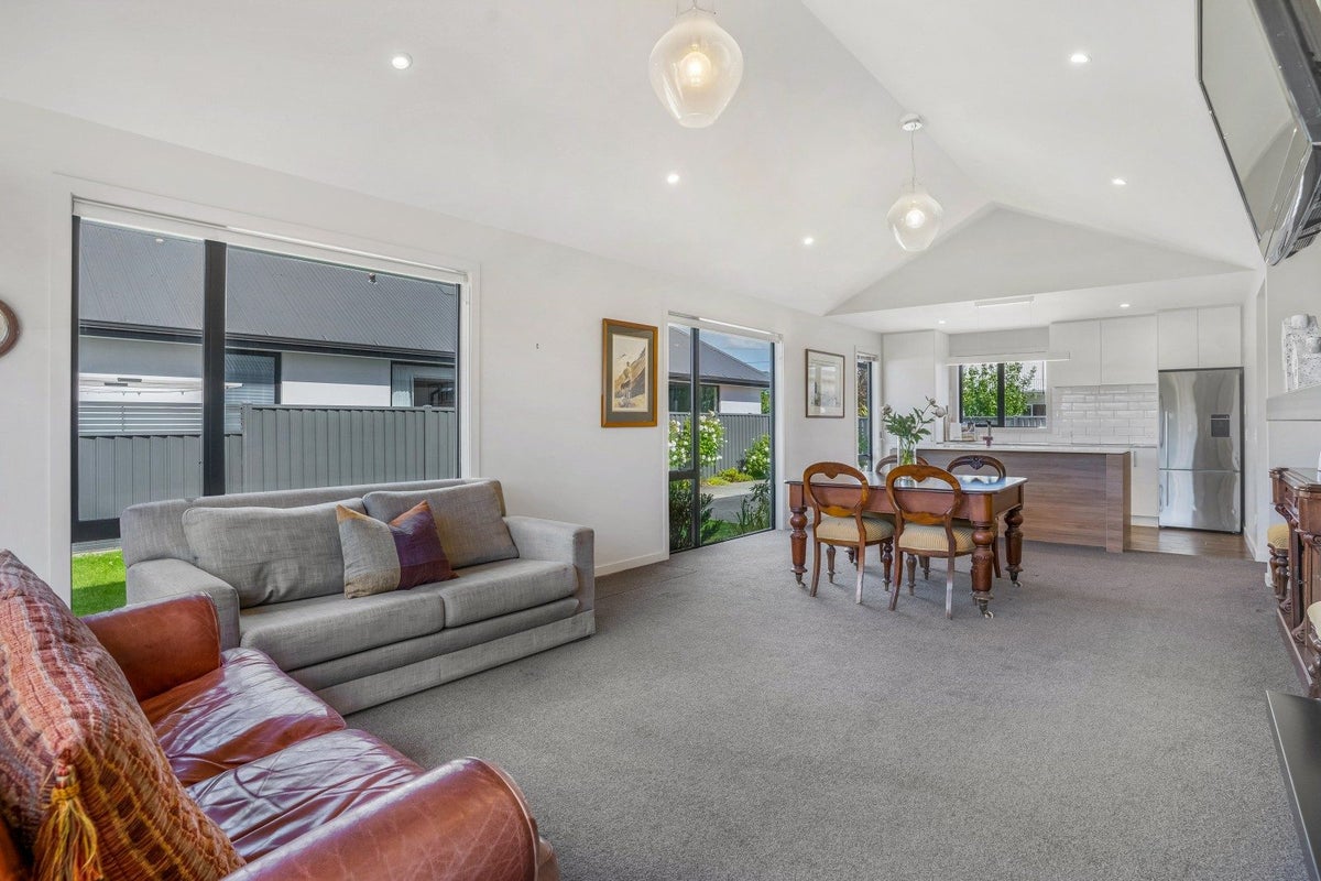 214 Park Street, Winton, Winton - Carousel 2