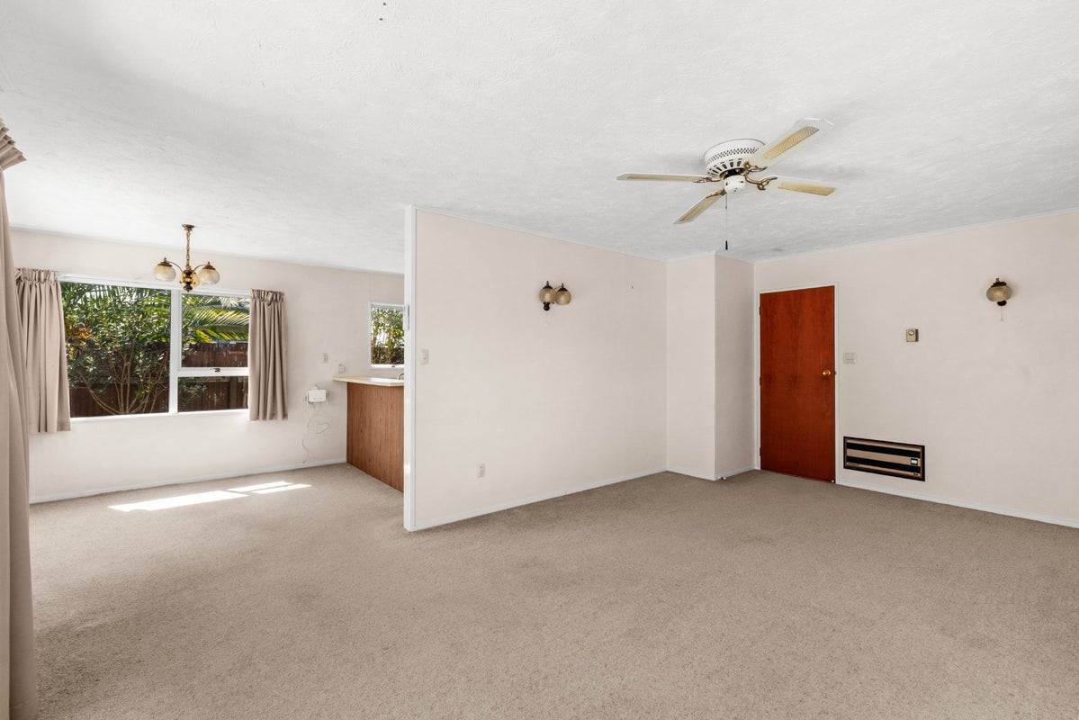 1/11 Gebbie Road, TARADALE, NAPIER - Carousel 2