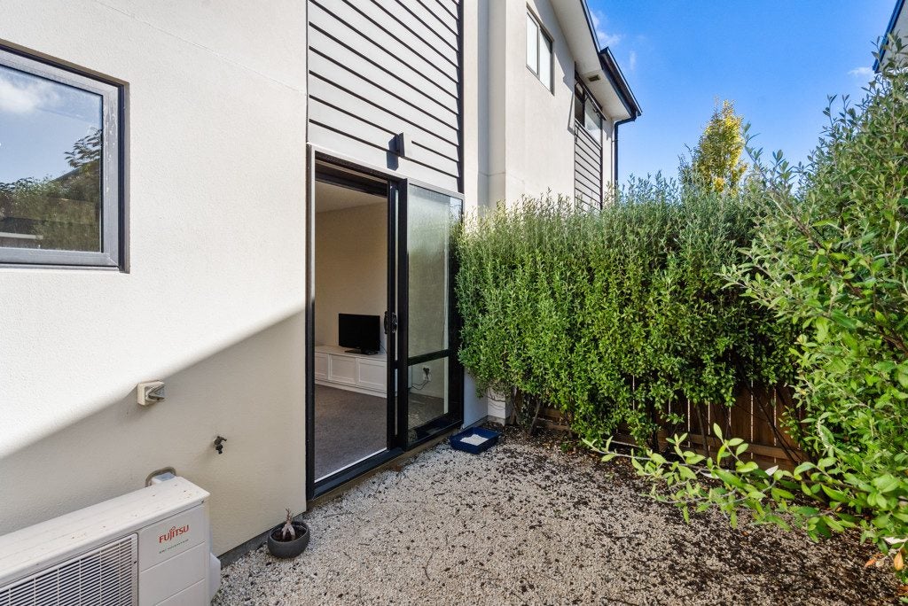 2/278 Barbadoes Street, Christchurch Central, Christchurch - Carousel 12