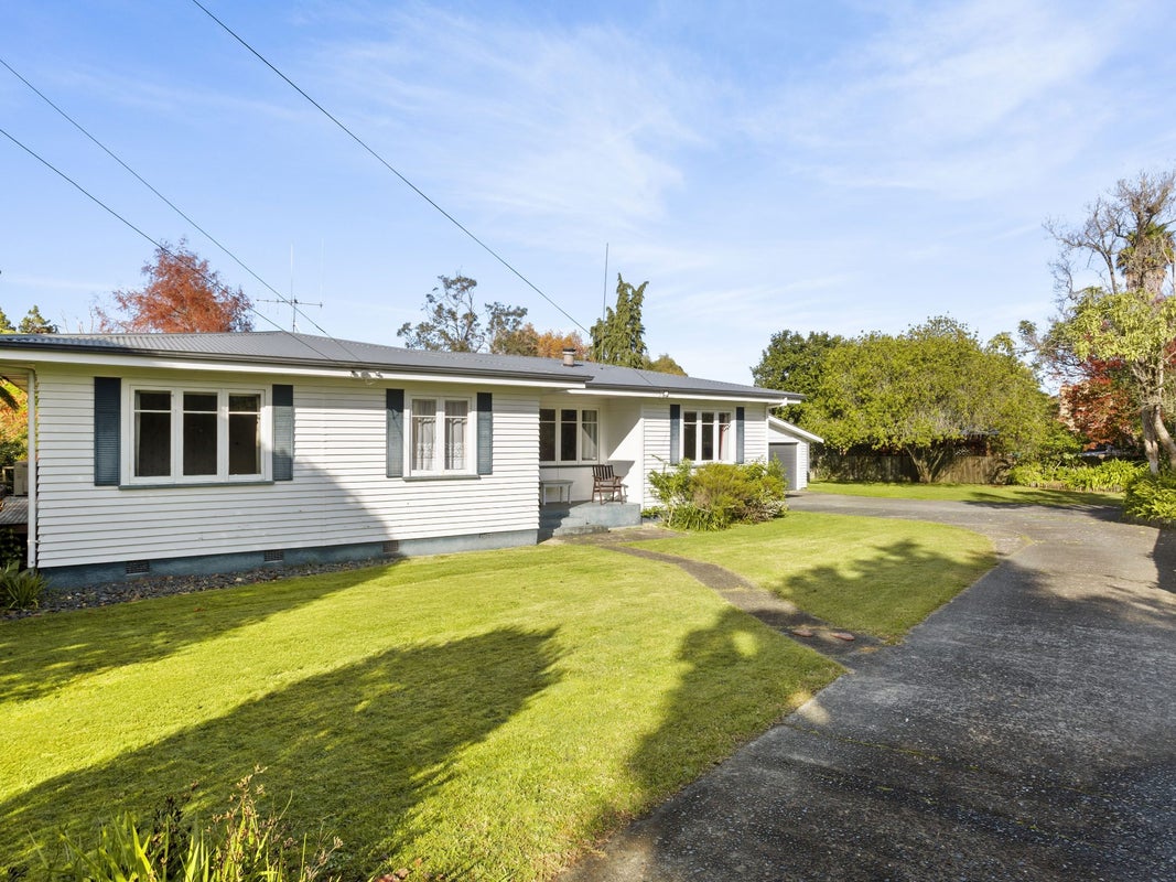 15 Murray Street, Maeroa, Hamilton - Carousel 1