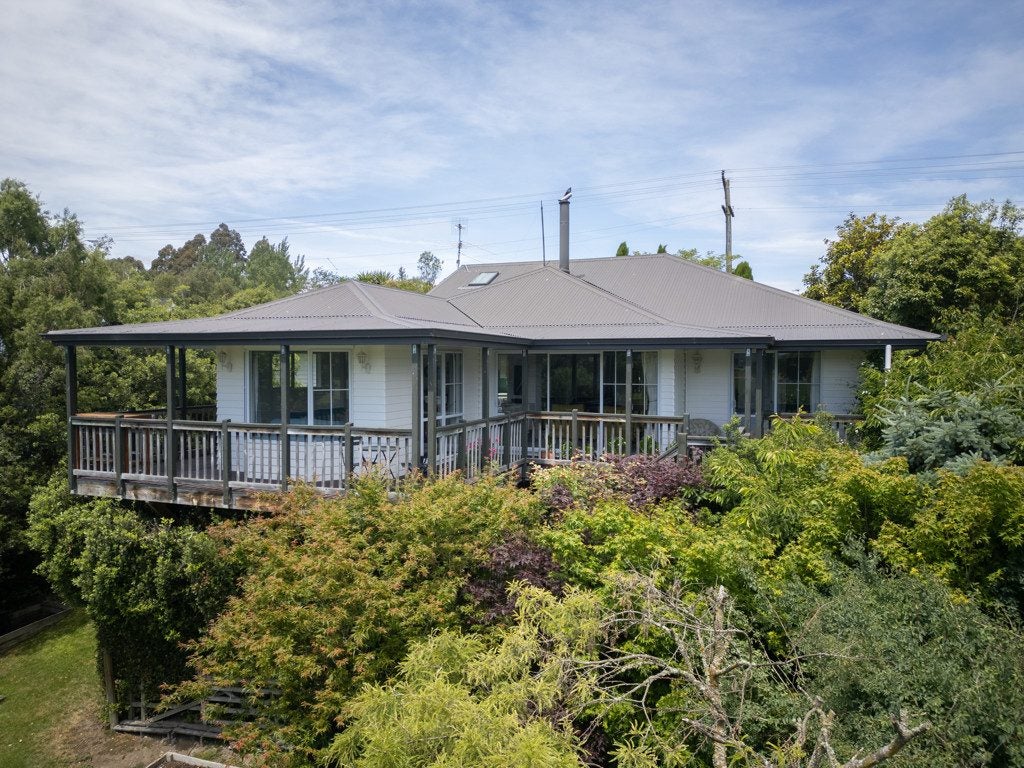 1692B Cust Road, Cust, Cust - Carousel 2