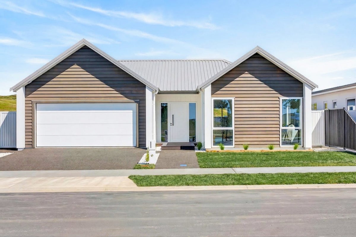 20 Annie Aranui Drive, Poraiti, Napier - Carousel 1