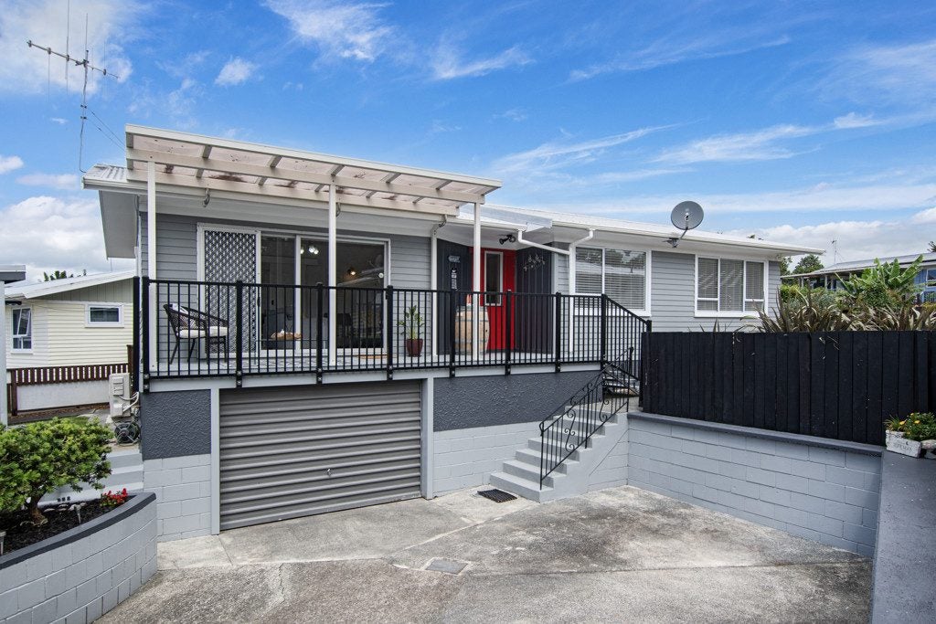 25 Manapouri Street, Tikipunga, Whangarei - Carousel 1