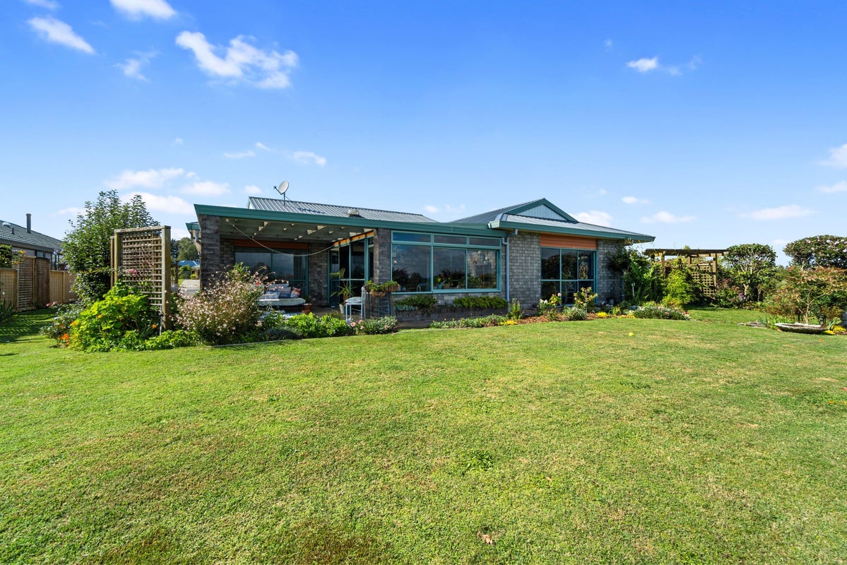 182 Dalton Avenue, Te Awamutu, Te Awamutu - Carousel 2