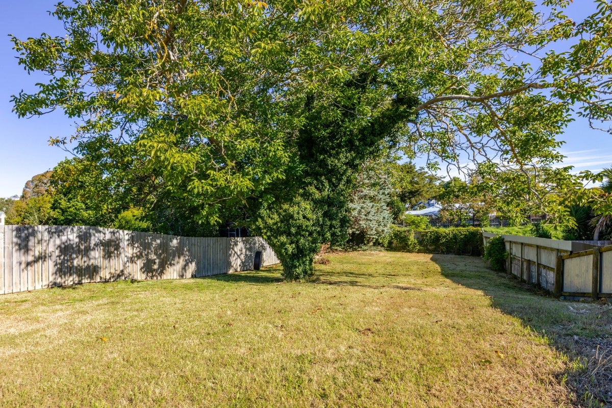 34 Palmerston Road, Havelock North, Havelock North - Carousel 10