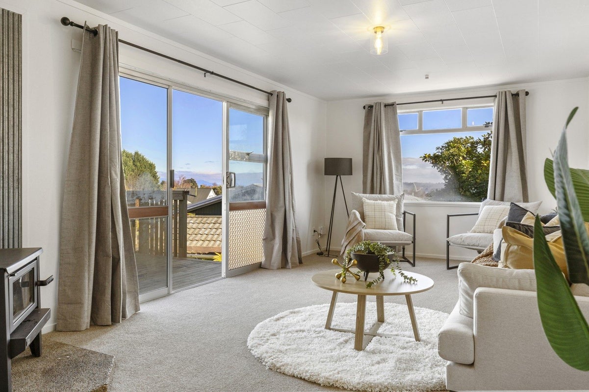 52 Hyde Avenue, Richmond Heights, Taupo - Carousel 2