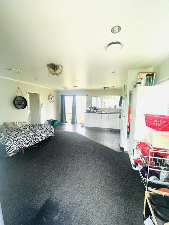 2/92 Kenderdine Road, Papatoetoe, Auckland - Carousel 2