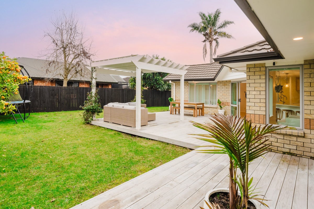 26 Nielsen Gardens, Rototuna, Hamilton - Carousel 37