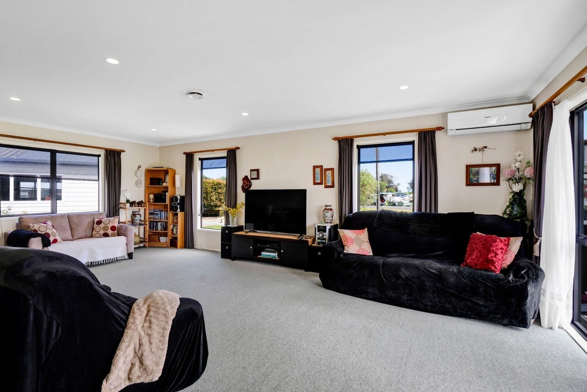 2 Kaipi Street, Manaia, Manaia - Carousel 2